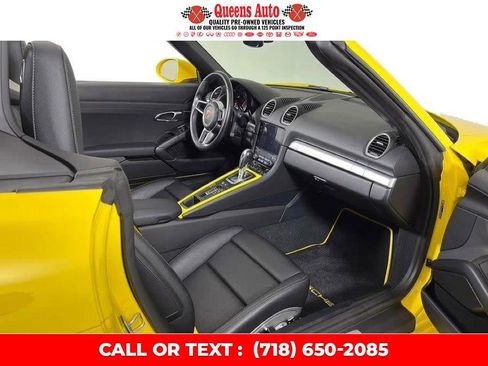 Used 2017 Porsche 718 Boxster image 11