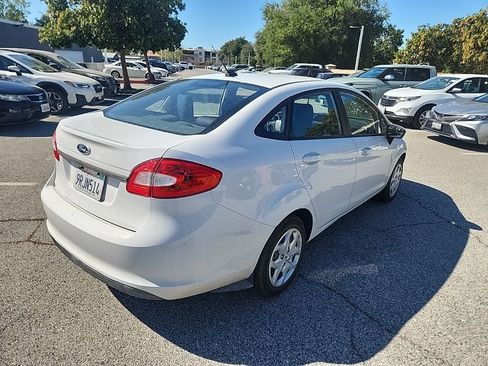 Used 2012 Ford Fiesta S image 5
