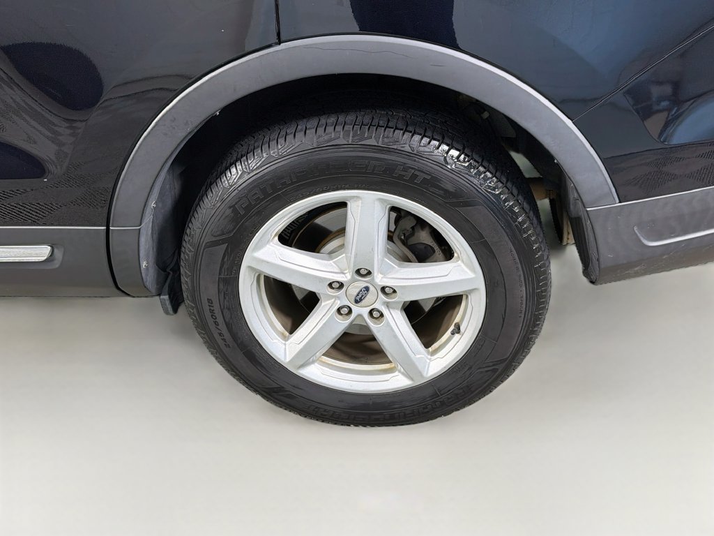 Used 2019 Ford Explorer XLT FWD image 26