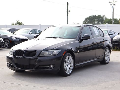 Used 2011 BMW 335i xDrive Sedan AWD/4WD image 3