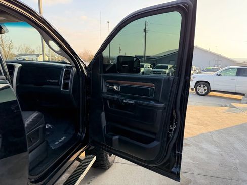 Used 2015 RAM 3500 Laramie w/ Cold Weather Group image 45