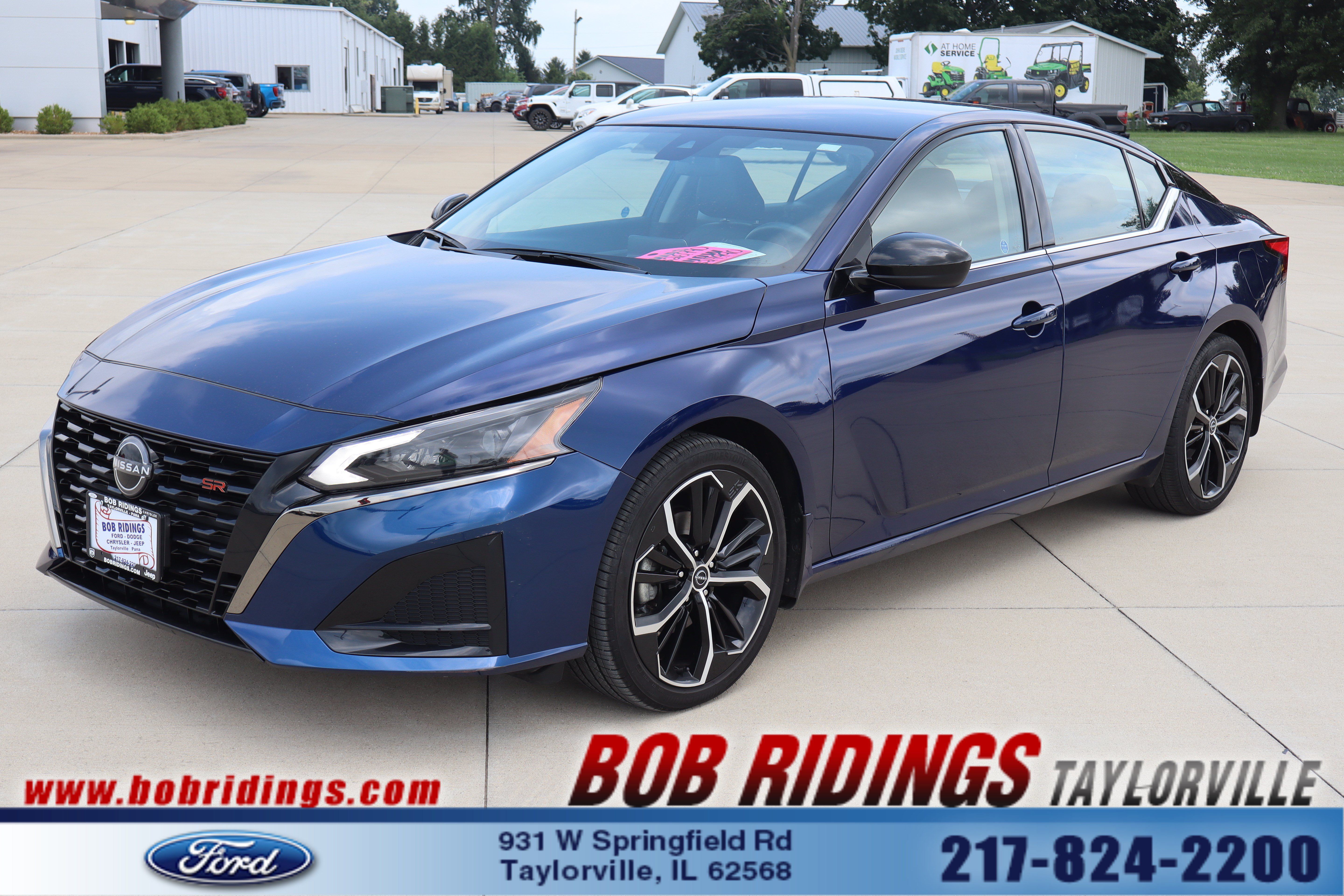 Used 2024 Nissan Altima 2.5 SR FWD image 1