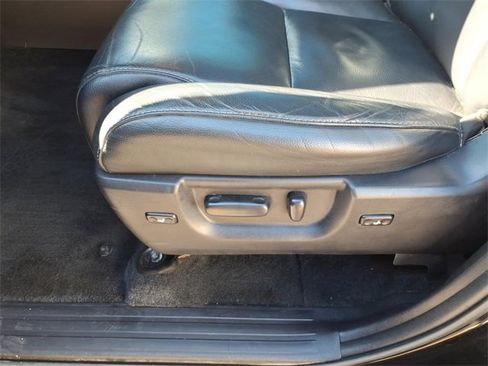 Used 2018 Toyota Sequoia TRD Sport image 5