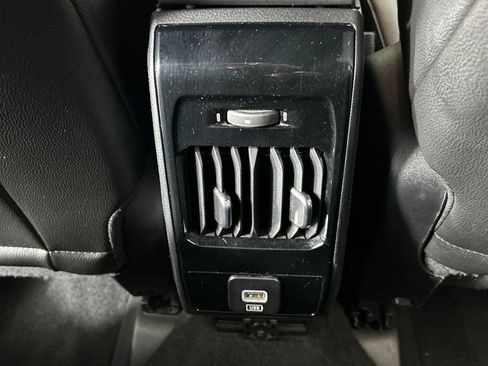 Used 2024 Jeep Compass Limited image 19