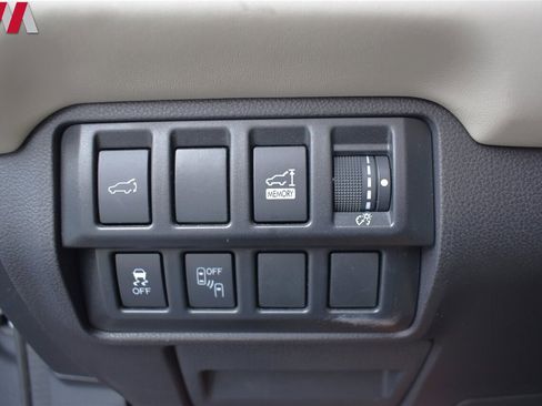 Used 2019 Subaru Ascent Limited image 14