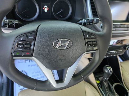 Used 2016 Hyundai Tucson Limited w/ Option Group 03 FWD image 24