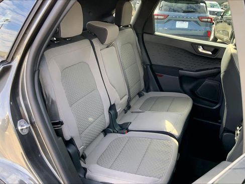 Certified 2020 Ford Escape SE image 17