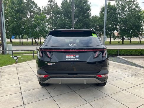Certified 2023 Hyundai Tucson Limited FWD image 12