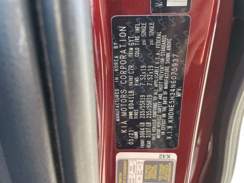 Certified 2022 Kia Carnival SX Prestige image 36