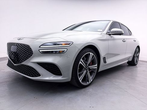 Used 2025 Genesis G70 3.3T Advanced w/ Sport Prestige Package image 15
