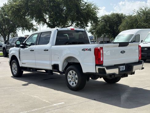 Certified 2024 Ford F250 XLT AWD/4WD image 3