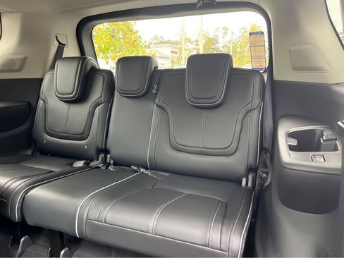 New 2025 INFINITI QX80 Sensory image 7