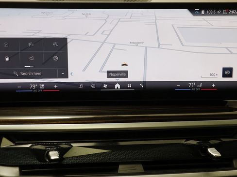 Certified 2025 BMW X7 xDrive40i w/ Premium Package image 10