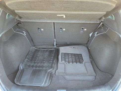 Used 2023 Nissan Kicks SR w/ SR Premium Package FWD image 18