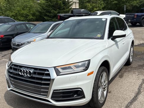Used 2018 Audi Q5 Prestige w/ Prestige Package AWD/4WD image 2