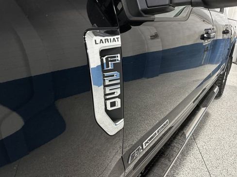 Used 2017 Ford F250 Lariat w/ Lariat Ultimate Package image 41