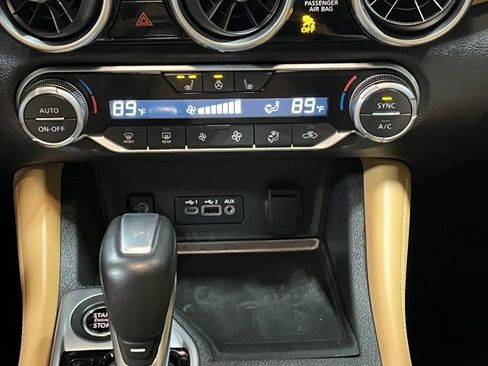 Used 2024 Nissan Sentra SV w/ SV Premium Package image 13