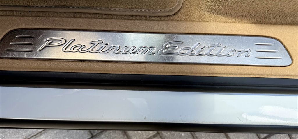 Used 2017 Porsche Cayenne AWD/4WD image 31