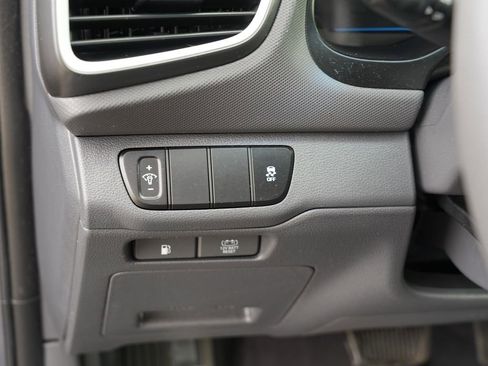 Used 2018 Hyundai Ioniq Blue image 17