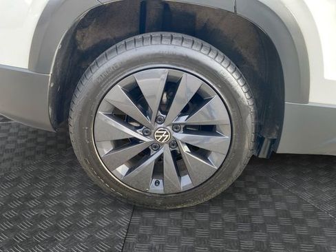 Used 2022 Volkswagen Taos S image 32