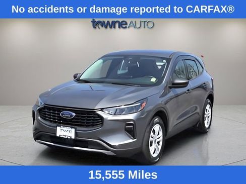Used 2023 Ford Escape AWD image 3