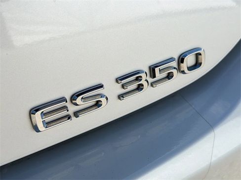 Used 2020 Lexus ES 350 w/ Premium Package image 11