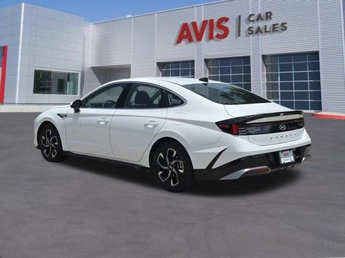 Used 2025 Hyundai Sonata SEL FWD image 9