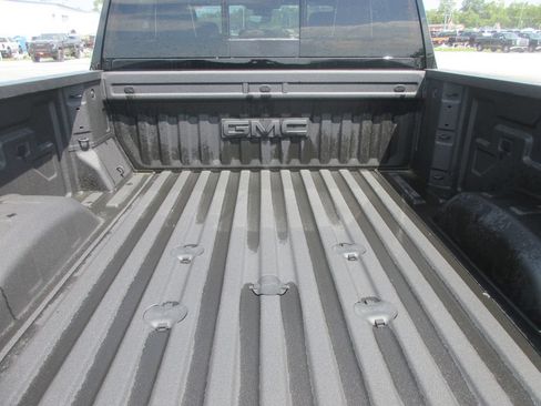 New 2026 GMC Sierra 2500 AT4X w/ AT4X AEV Edition AWD/4WD image 7