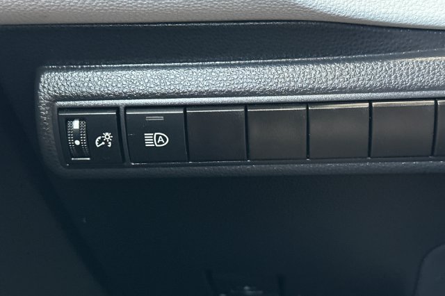 Certified 2024 Toyota Corolla SE w/ SE Premium Package FWD image 30