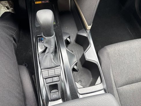 Used 2025 Toyota Camry LE image 16