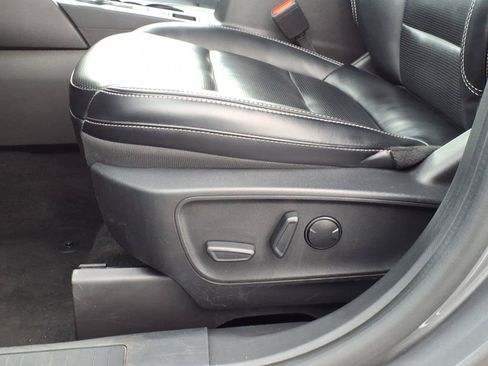 Certified 2024 Ford Escape Platinum AWD/4WD image 15