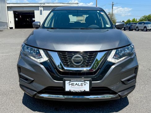 Used 2018 Nissan Rogue S AWD/4WD image 2