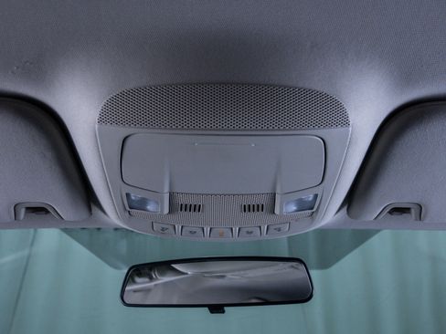 Used 2017 Ford Fusion SE w/ Fusion SE Technology Package image 26