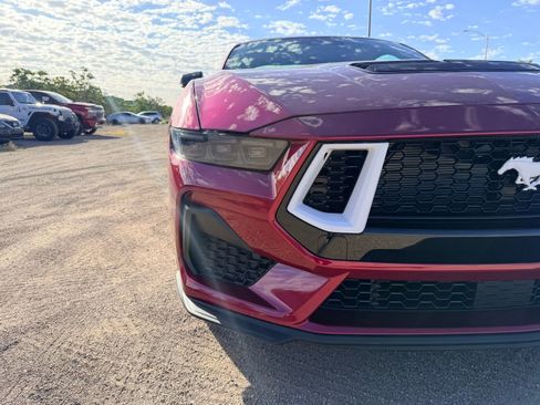 New 2026 Ford Mustang GT Premium w/ GT Performance Package RWD image 4