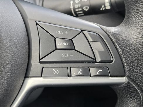 Used 2025 Nissan Altima 2.5 SV FWD image 22