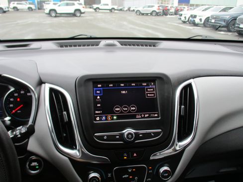 Certified 2022 Chevrolet Equinox LS w/ LS Convenience Package image 17