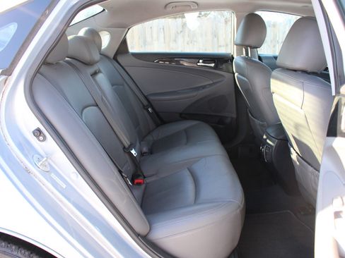 Used 2011 Hyundai Sonata Limited w/ Navigation Pkg 5 image 38