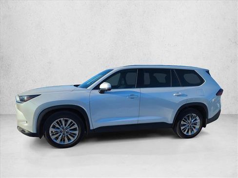 Used 2026 Toyota Grand Highlander Platinum image 8