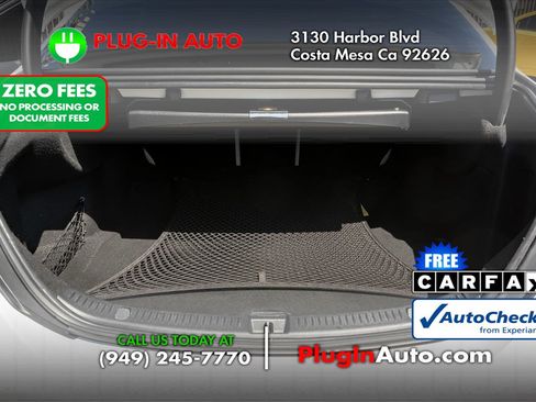 Used 2019 Mercedes-Benz E 300 image 11