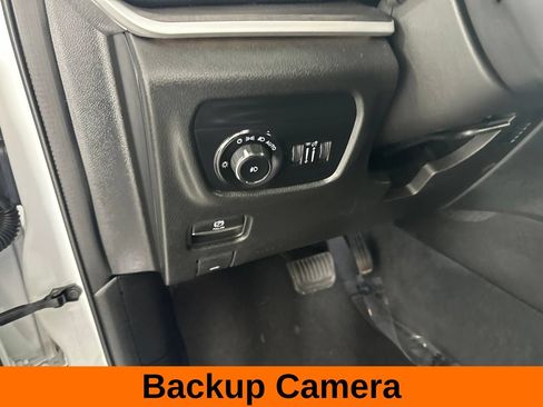 Used 2023 Jeep Grand Cherokee L Limited AWD/4WD image 12