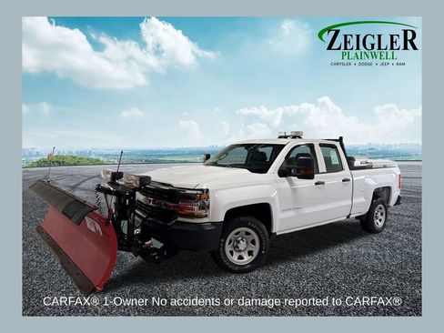Used 2018 Chevrolet Silverado 1500 W/T w/ Trailering Package AWD/4WD image 1
