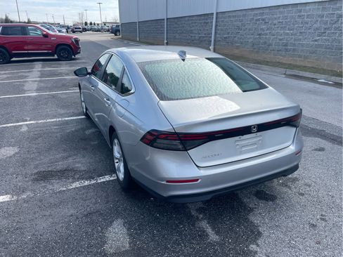 Used 2024 Honda Accord LX image 9