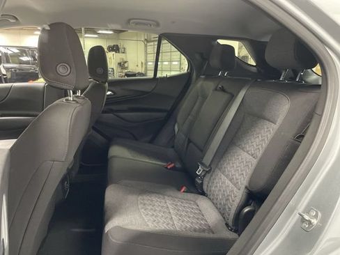 Used 2024 Chevrolet Equinox LT AWD/4WD image 23