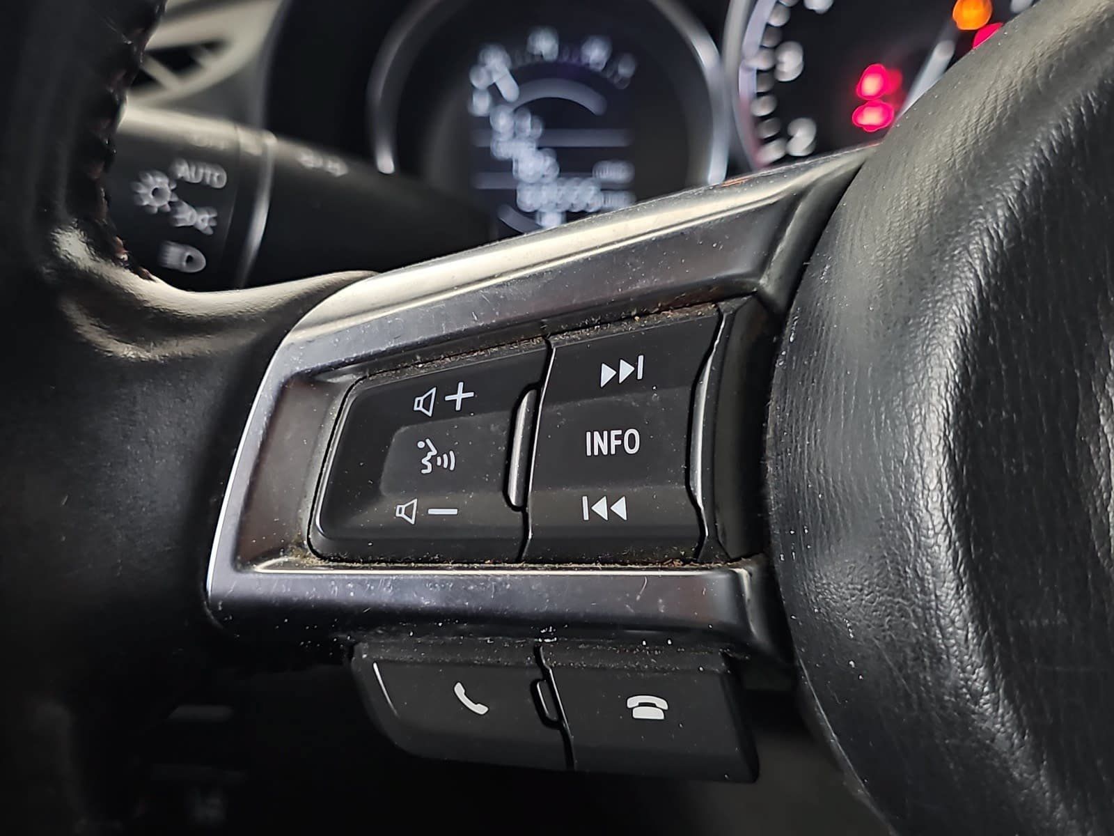 Used 2018 MAZDA MX-5 Miata Grand Touring RWD image 13