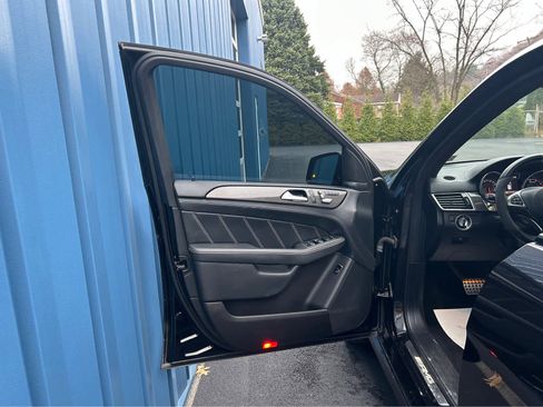 Used 2019 Mercedes-Benz GLE 63 AMG S image 34