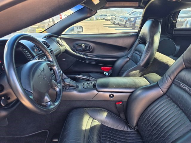 Used 2003 Chevrolet Corvette Coupe w/ Preferred Equipment Group RWD image 9