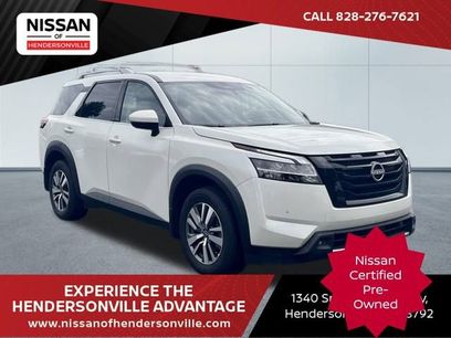 Certified 2024 Nissan Pathfinder SL w/ Black Appearance Package