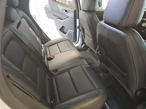 Used 2026 Chevrolet Equinox LT w/ Convenience Package II image 12