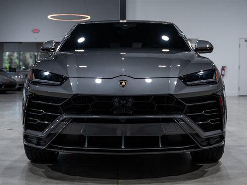 Used 2021 Lamborghini Urus AWD/4WD image 70