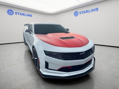 Used 2022 Chevrolet Camaro LT w/ Redline Edition RWD image 7